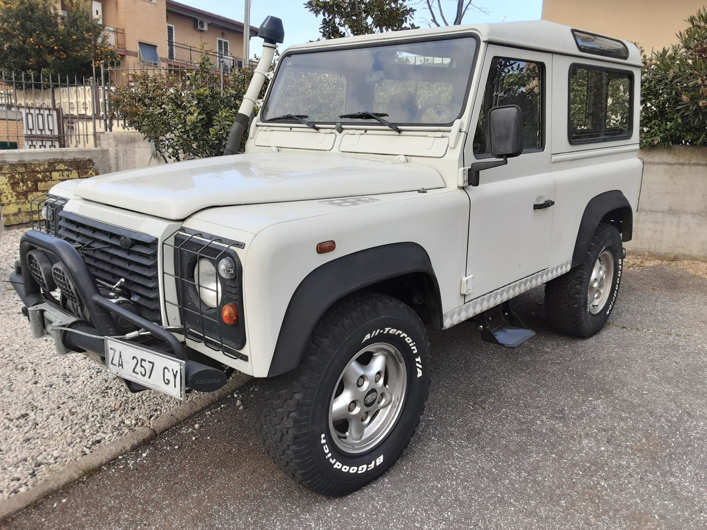 LAND ROVER DEFENDER 90 3 porte passo regolare — foto 1 di 12 · Roma Est Auto